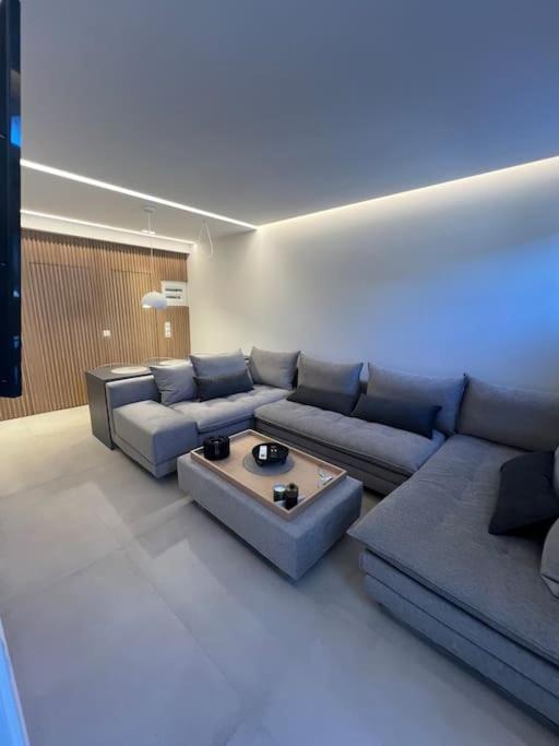 Villa Leo Aigina Vathí 외부 사진