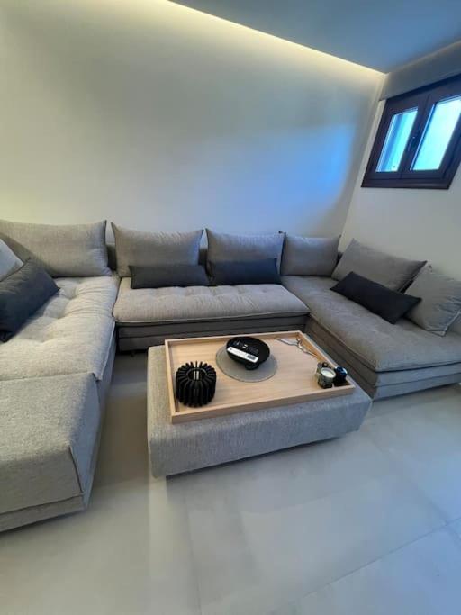 Villa Leo Aigina Vathí 외부 사진