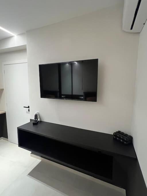 Villa Leo Aigina Vathí 외부 사진