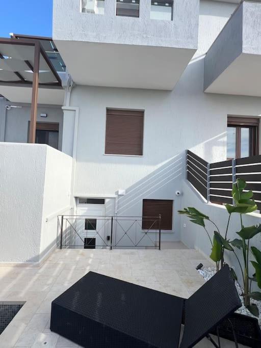 Villa Leo Aigina Vathí 외부 사진